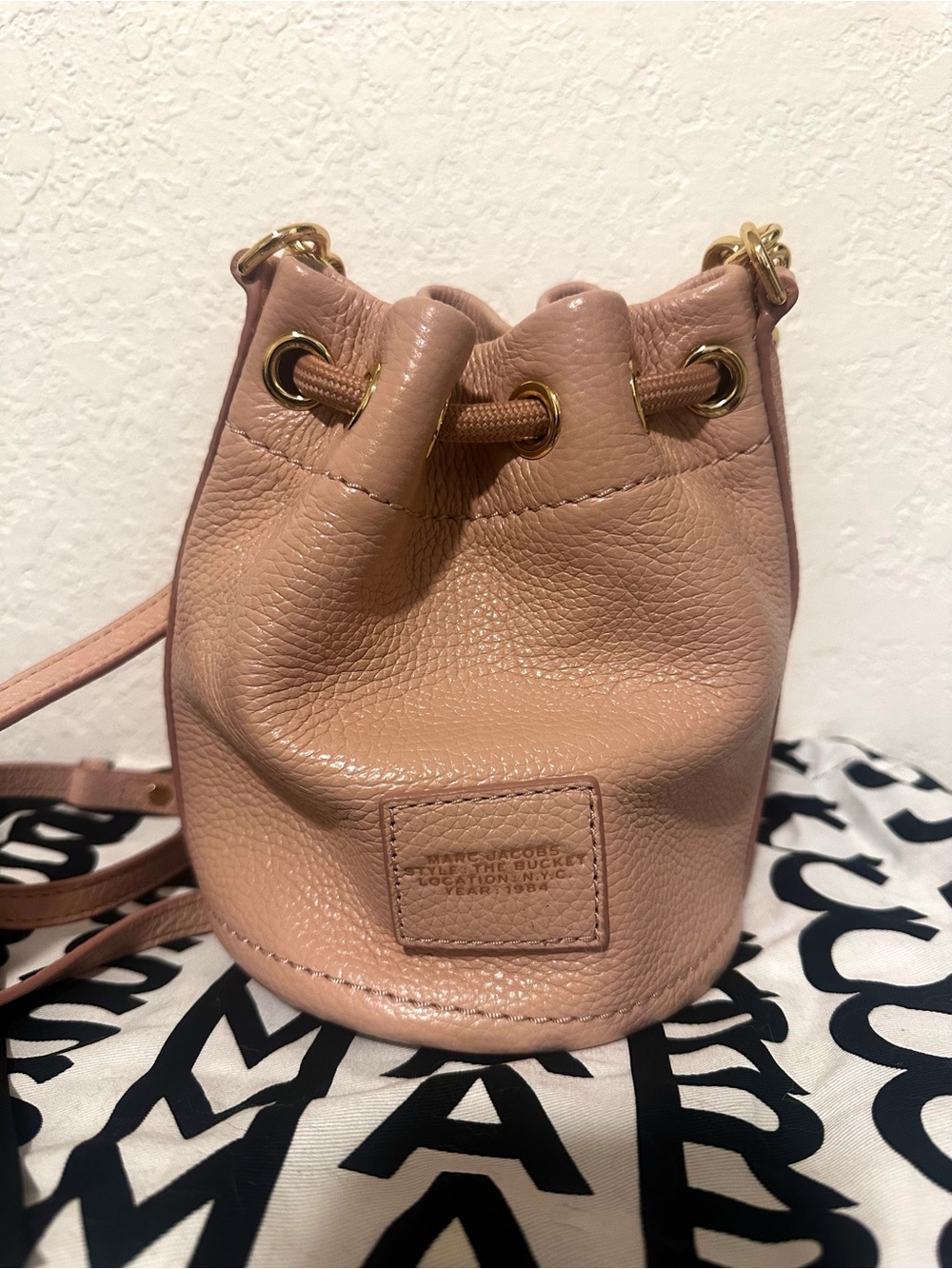 Marc Jacobs Mini Bucket Bag - Picture 2 of 9